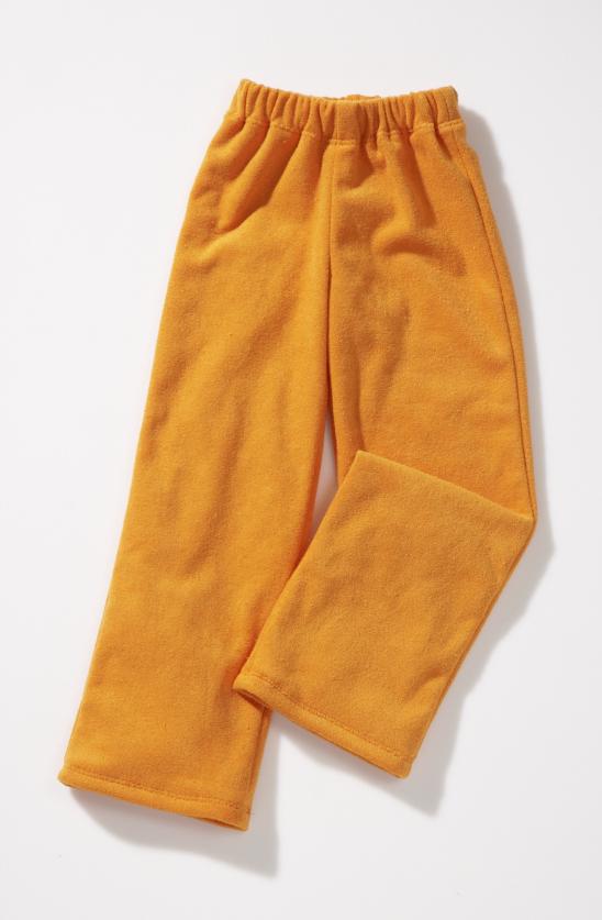 Diese Hose ist aus kuschelweichem Baumwollfrottee gerfertig und hat einen Gummibund.
